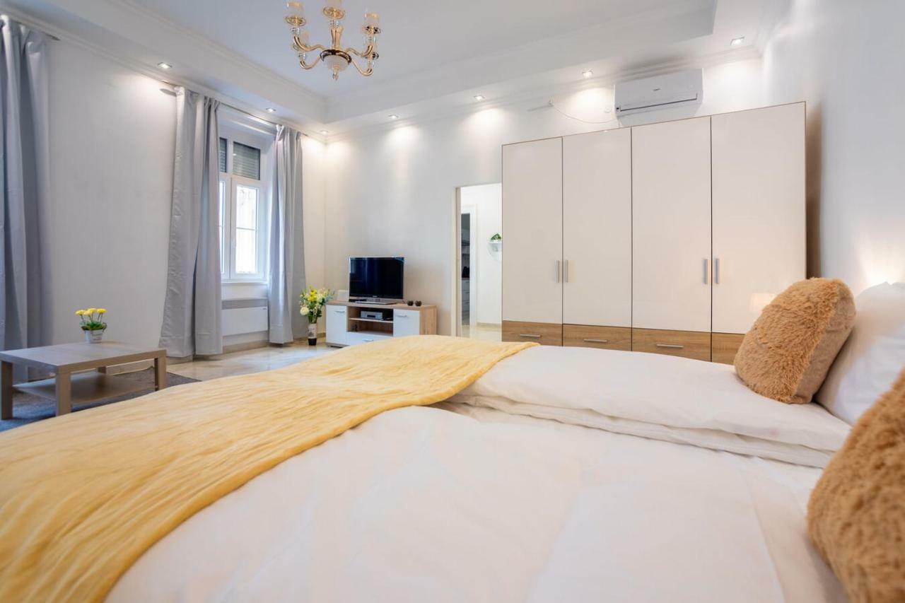 Town Hall Apartment Budapest Extérieur photo